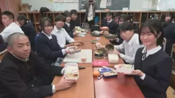 「弁当の日」　中学生が自らお弁当づくり　群馬・高崎市