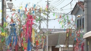 群馬・高崎市新町　七夕まつり　短冊や七夕飾りが商店街を彩る