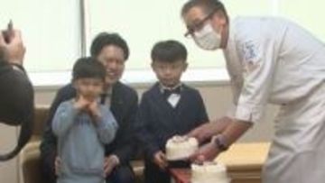 児童福祉施設利用者に一足早いクリスマスケーキ　群馬・太田市