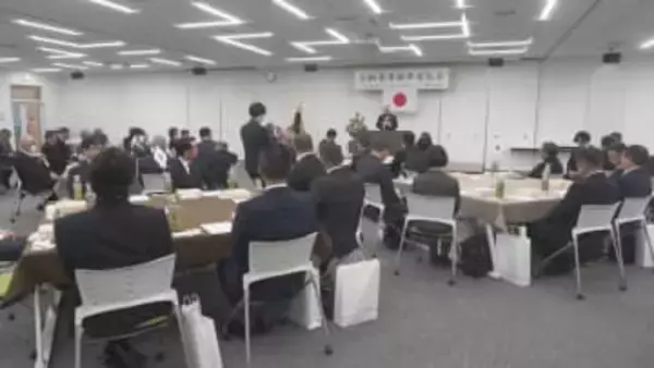 群馬県トラック協会　新年互礼会　安全運転と業界発展を誓う　群馬・前橋市