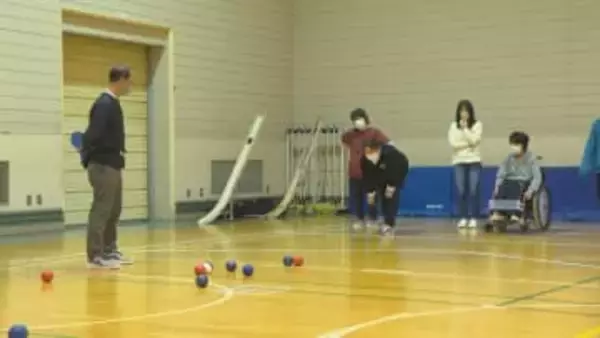 パラスポーツの理解広げよう　約７０人がボッチャで交流　群馬・伊勢崎市