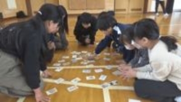 群馬・前橋市の魅力アップへ　名所やグルメをかるたに　小学生が制作
