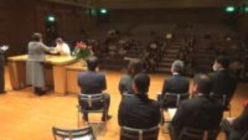 県民が考えた発明品「県創意くふう作品展」５８人を表彰