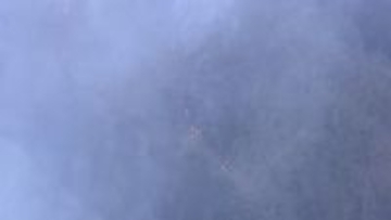 群馬・藤岡市上日野で山林火災　県が自衛隊に災害派遣要請　消火活動続く