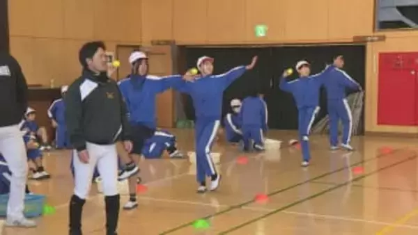 ペガサス選手らが小学校で実技授業　群馬・前橋市