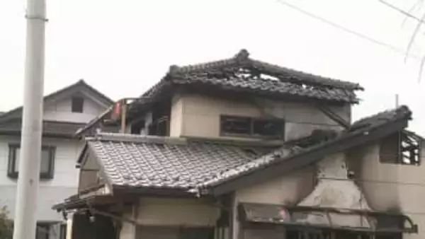 住宅１棟が全焼　焼け跡から男女２人の遺体見つかる　群馬・富岡市