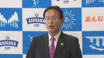 岩井市長が２期目スタート　公約実現へ意欲　群馬・安中市