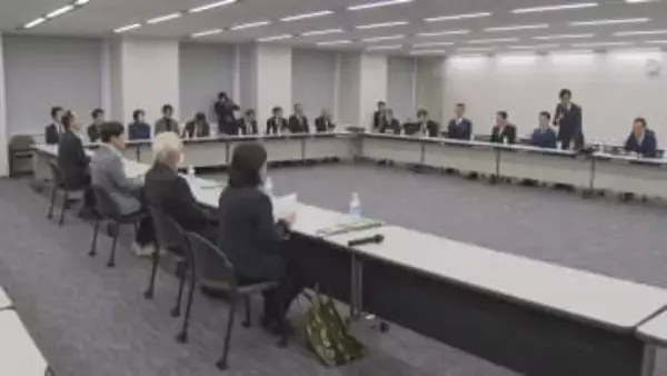 群馬県知事と自民党県議団　「湯けむりフォーラム」など意見交換