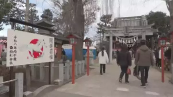 今年の干支「午」にゆかりの前橋市　駒形神社　初詣で客賑わう