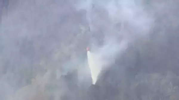 群馬・藤岡市の山林火災　鎮火のメド立たず