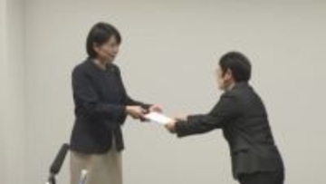 小川市長　ラブホテル面会問題　市議会７会派　再度辞職求め申し入れ書　群馬・前橋市