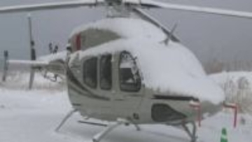 夜間飛行の訓練中にヘリコプターが漁港敷地に緊急着陸“燃料計器”に異常　操縦士など5人全員無事　運航会社「安全を最優先した予防的な着陸」北海道森町