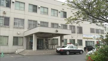 「盗めそうだったので盗んだ」青果店で別件捜査中の警察官の目の前でメロン万引き　85歳の女を逮捕