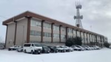 「包丁を向けたら犯罪ですか」自ら110番通報　21歳女が交際相手の男性にカッターナイフで脅迫か「何と言ったか思い出せないが…」札幌市北区