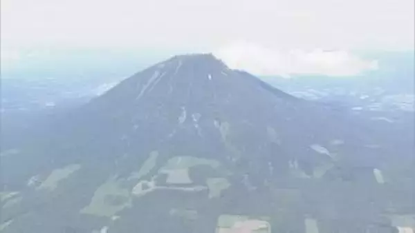 【山の日】20歳女性がSOS「もう降りられない」両ひざの痛みで自力下山できず　訓練中の山岳救助隊が背負って救助　北海道 羊蹄山