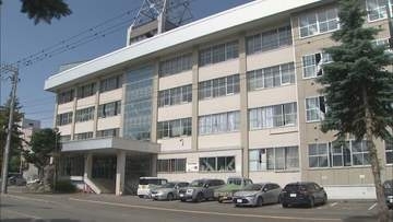 紛失したワイヤレスイヤホン、位置情報をもとに探すと…見知らぬ男が使用　男子高校生が自ら声をかけ110番　遺失物横領容疑の62歳男「拾って自分のものにした」北海道旭川市