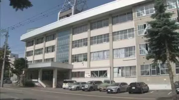 紛失したワイヤレスイヤホン、位置情報をもとに探すと…見知らぬ男が使用　男子高校生が自ら声をかけ110番　遺失物横領容疑の62歳男「拾って自分のものにした」北海道旭川市