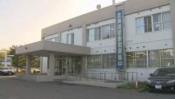 焼け跡から年齢・性別不明の遺体見つかる《壮瞥町で平屋建て住宅火災》住人の70代女性と連絡とれず
