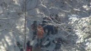 山中の林道でスノーバイクどうしが衝突　グループで走行中に…50代男性2人が負傷し搬送　北海道石狩市