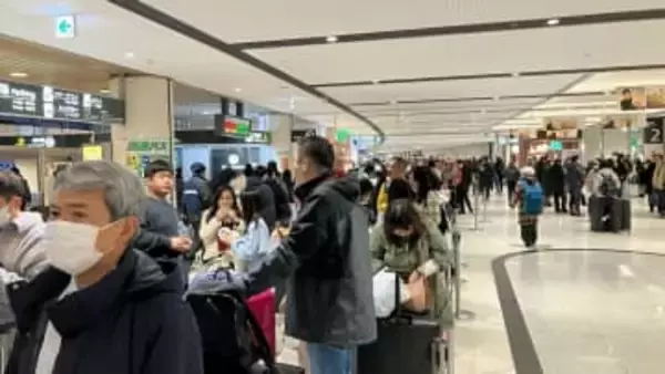 JR減便で新千歳空港から臨時バス運行「大谷地行き」少なくとも10台確保　タクシーも要請　空港内に長蛇の列で北海道エアポートが異例の対応