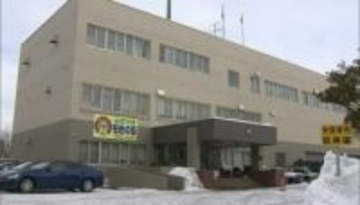 違法“白トラ”で36歳会社経営の男を逮捕「無許可の白ナンバートラックで運送業を行った」許可を得ずに家具などを有償運送か