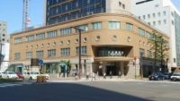 所持金20円で焼き肉を無銭飲食か　酒や漬物、デザートまで約1万2000円分　49歳男「お金がない」で判明