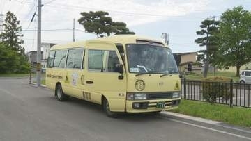 【速報】自転車の50代女性がスクールバスにはねられ意識不明の重体　【北海道・北斗市】