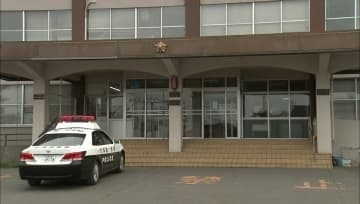 会社のクレジットカードに個人のキャッシュレス決済を紐づけ 食料品など購入 背任疑いで32歳の男を逮捕 北海道北見市