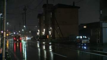 交際する10代女性を車のボンネットから振り落とす　殺人未遂容疑で21歳男を逮捕「俺がやったことで間違いない」女性は頭を強打、命に別状なし　北海道帯広市