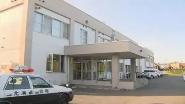 「川にトラクターが転落している」約100m下流で97歳男性を発見するも死亡　農作業中に転落　北海道豊浦町・貫気別川