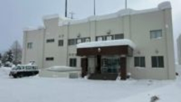 「コース外に出て、道に迷ってしまった」ニセコのスキー場関係者が遭難　位置情報を頼りにパトロール隊が駆けつけるも発見できず…付近にはスキー板と足跡