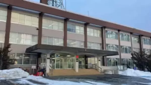 「仕事の給料だけでは生活が厳しかった」パート従業員の58歳男がホイール4本窃盗か　リサイクルショップで発見され、防犯カメラの映像などから逮捕に