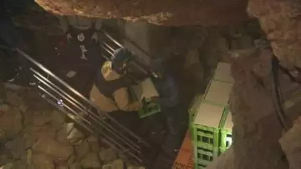 「おいしくな～れ！」鍾乳洞の中で熟成させた日本酒「龍乃泉」　ボランティアらおよそ60人が搬出　北海道当麻町