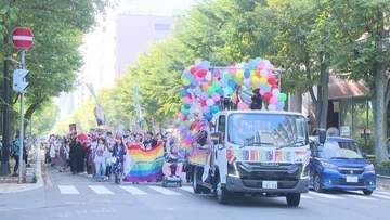 多様性認め合う900人パレード 30周年のさっぽろレインボープライド 「互いの違いを祝福し合える場に」 北海道札幌市