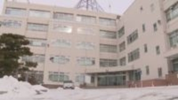 「俺にぶつかってきた生徒を出せ」函館市の中学校に“言いがかり”電話　威力業務妨害疑いで苫小牧市の35歳男を逮捕「スマホをいじりながら、女子生徒が…」