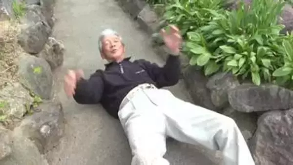 【ヒグマ撃退】覆いかぶさるクマに"鼻パンチ"か 78歳男性が語る生還劇「口が開いて噛もうと…ヒグマに殺される」北海道士別市
