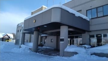 「株価が高騰する銘柄を教える」SNS広告から約800万円をだましとられる投資詐欺　40代女性は不足金を子どもや金融機関などから借金　詐欺を疑ったら専用電話「＃9110」へ