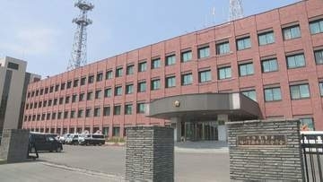 10歳未満の息子にペティナイフ突き付けて脅迫か「息子が暴れて手に負えない」と自ら通報も、脅迫容疑が浮上で逮捕