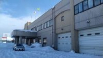 客の男（44）が閉店した飲食店に居座り…女性アルバイト2人の顔面殴打か「突き飛ばしましたが、殴ったりはしていません」北海道岩見沢市