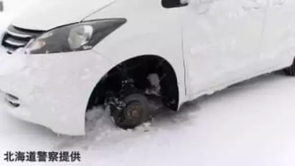 「走行中にカタカタと異音」30代女性運転の乗用車の左フロントタイヤ脱落　去年11月に業者が交換　巻き込まれた人や車なくけが人なし　北海道北広島市