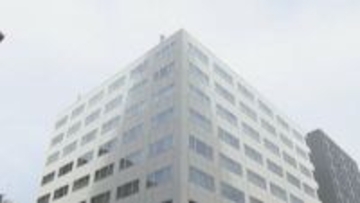 札幌の中学校教師、体罰で減給3か月…外靴を脱がせ、その裏底を生徒の左頬から胸元などにこすりつける　体罰での懲戒処分は2度目