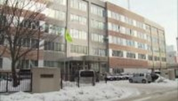 「母が酔って暴れている」51歳母親が10代息子の顔面殴打か　息子の通報で駆けつけた警察官が現行犯逮捕　北海道釧路市