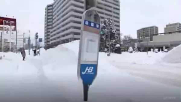 【27日運行状況】札幌市内中心に路線バス、大雪の影響続く　各路線で一部運休、遅延も　北海道中央バス、ジェイ・アール北海道バス、じょう鉄バス《27日正午》