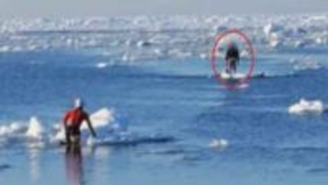 【速報】オホーツク海で流氷に乗った20代くらいの男性2人が沖に流される　午後4時すぎに無事救助、病院搬送へ　北海道小清水町の海岸