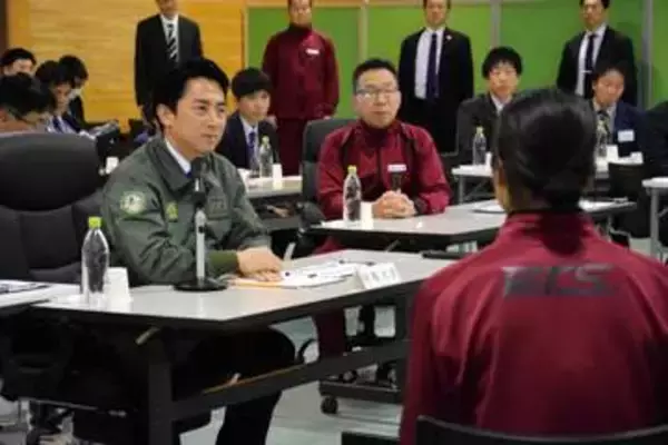 北方防衛「重要な地域であり続ける」　小泉防衛相、道内自衛隊を初視察