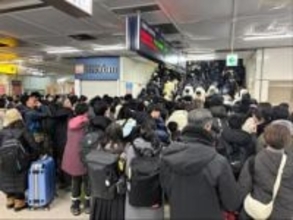 路線バスや都市間バスの一部、始発から運休　札幌圏大雪　午後9時以降札幌駅発着の全列車、29日まで運休