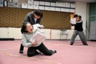 ＜東日本大震災15年＞原発事故振り返るきっかけに　札幌の「座・れら」が13日から「空の村号」上演