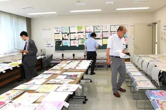 福祉への思い　ポスターに　札幌市内小中生の受賞作31点展示
