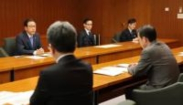 泊再稼働に札幌市長理解示す　知事同意受け、副知事と面会　避難対策など求める