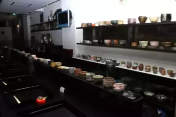 日本酒と音楽のバー「無茶法（ぶさほう）」～好みのぐいのみで大人の時間＜新店情報＞